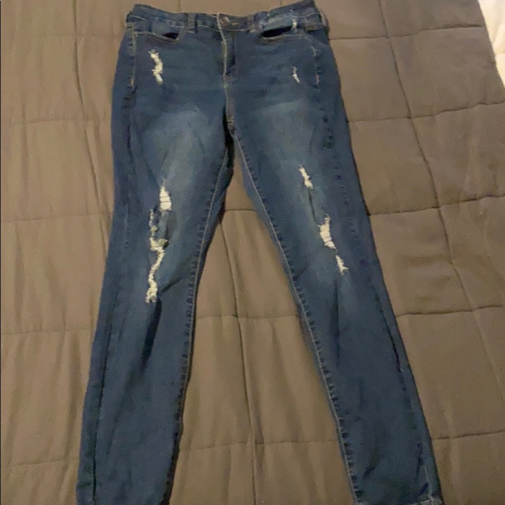 Ripped jeans